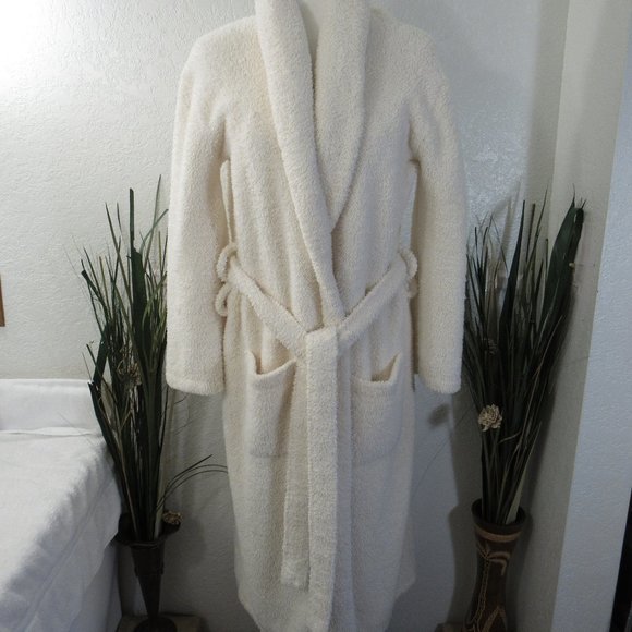 Barefoot Dreams Other - Barefoot Dreams Ivory Bamboo Chic Bathrobe Sz 2